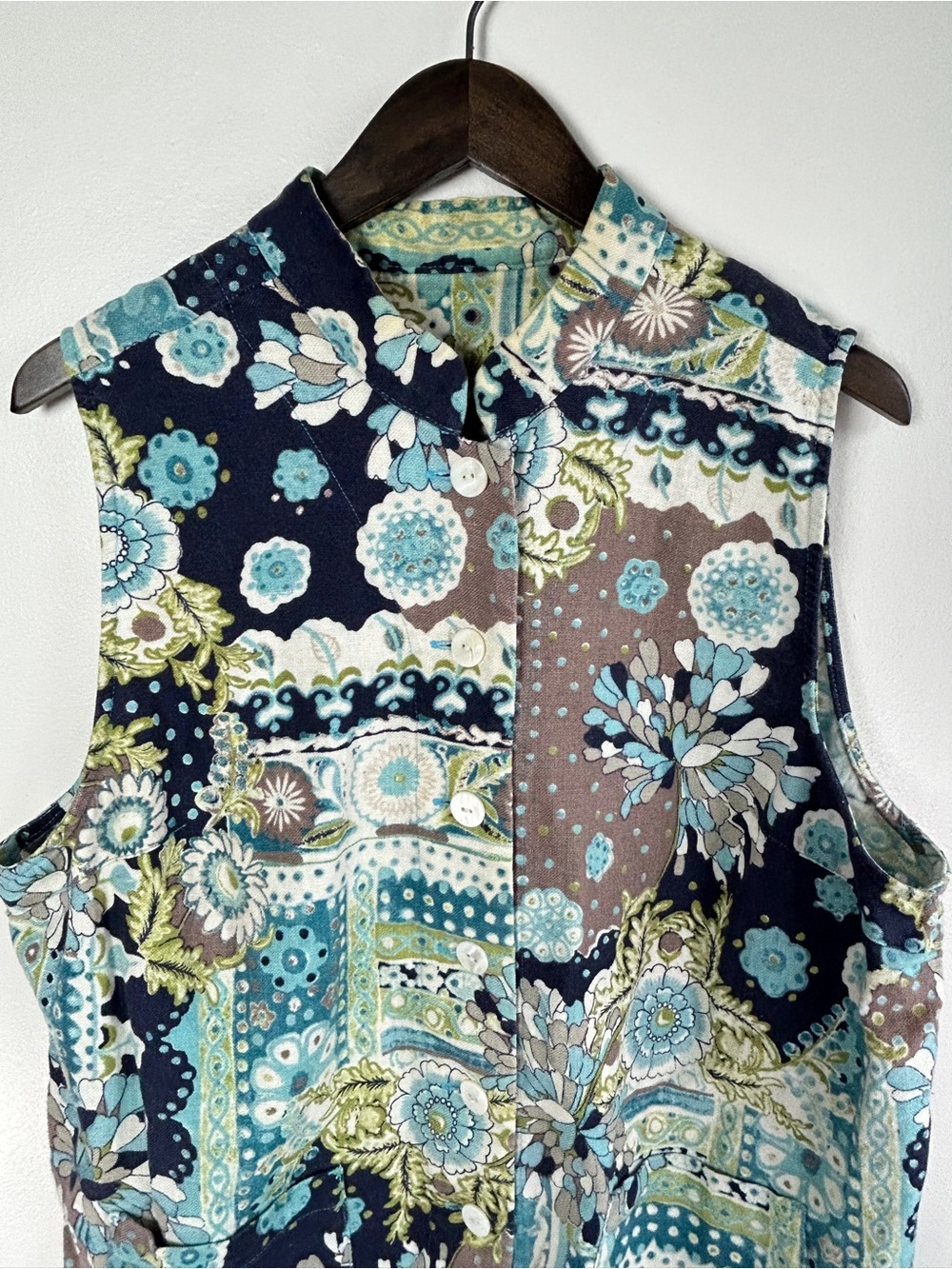 VTG CJ Banks Sleeveless Patchwork Floral Button-Front Top